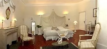 Manoir Le Roure & 4*