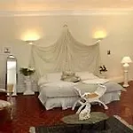 Manoir Le Roure & 4*