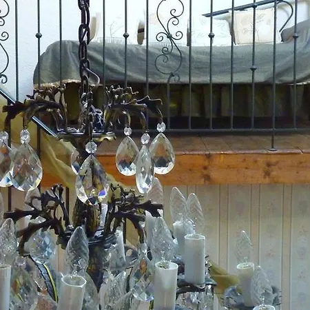 Hotell Manoir Le Roure & 4*